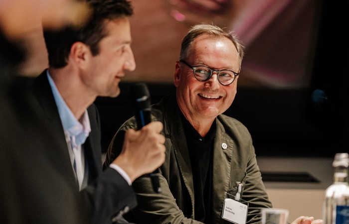 „Unser Scheich bist du“ – Wenn Fußball auf Genossenschaft setzt