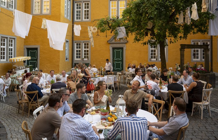 Ein Abend wie gemacht für Wiedersehen: Sommerfest und Mitgliederversammlung in Montabaur
